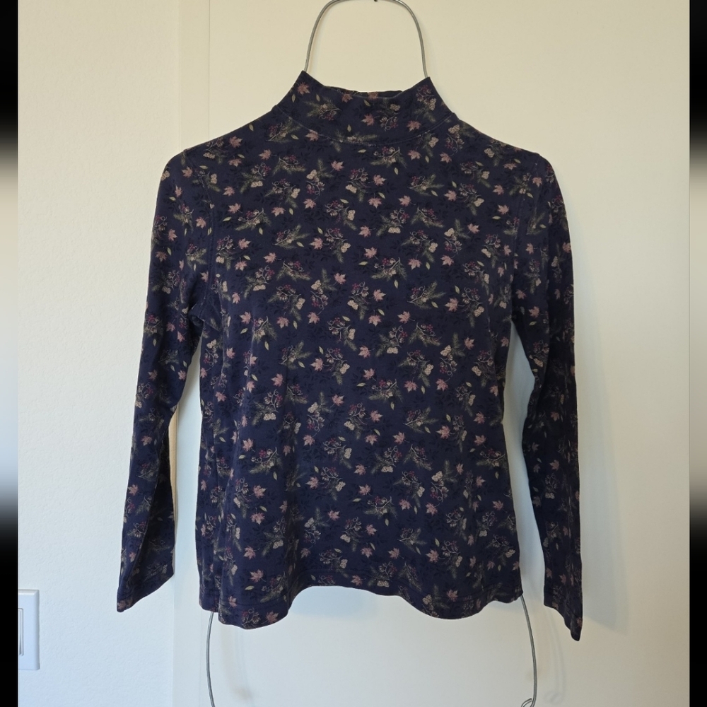 Croft & Barrow Navy Floral Long Sleeve Top